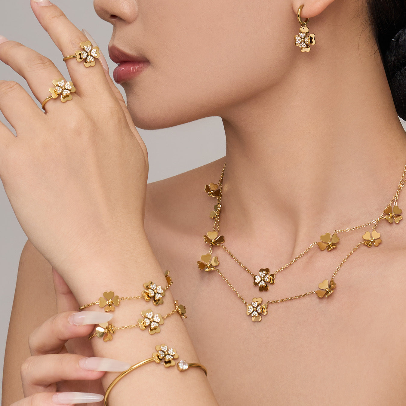 Lumi Clover Open Bangle