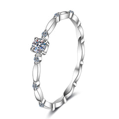 Round Moissanite Design Stackable Band