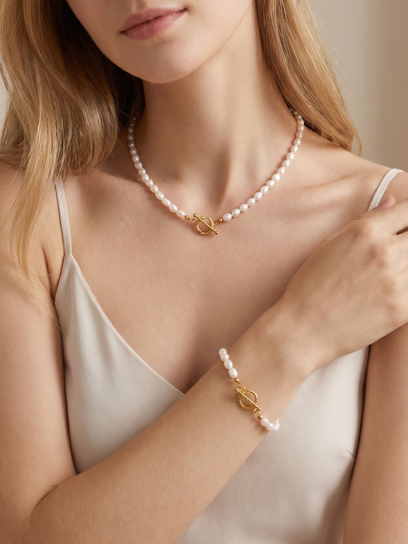 Milky Pearl Necklace